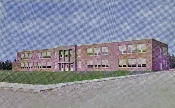 William Floyd School