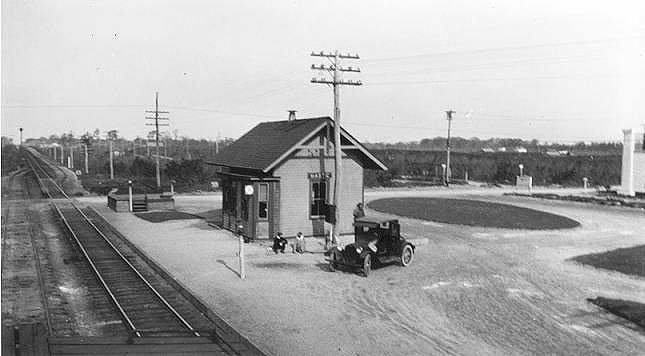 Mastic Rail Road Station